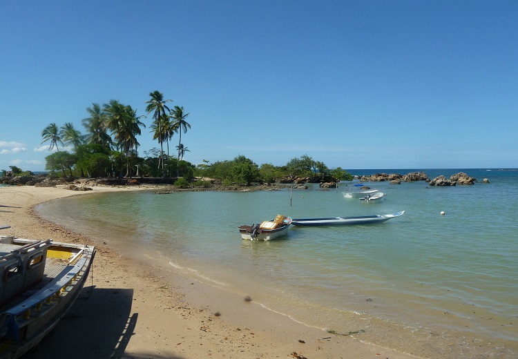 Bahia Discovery Beaches