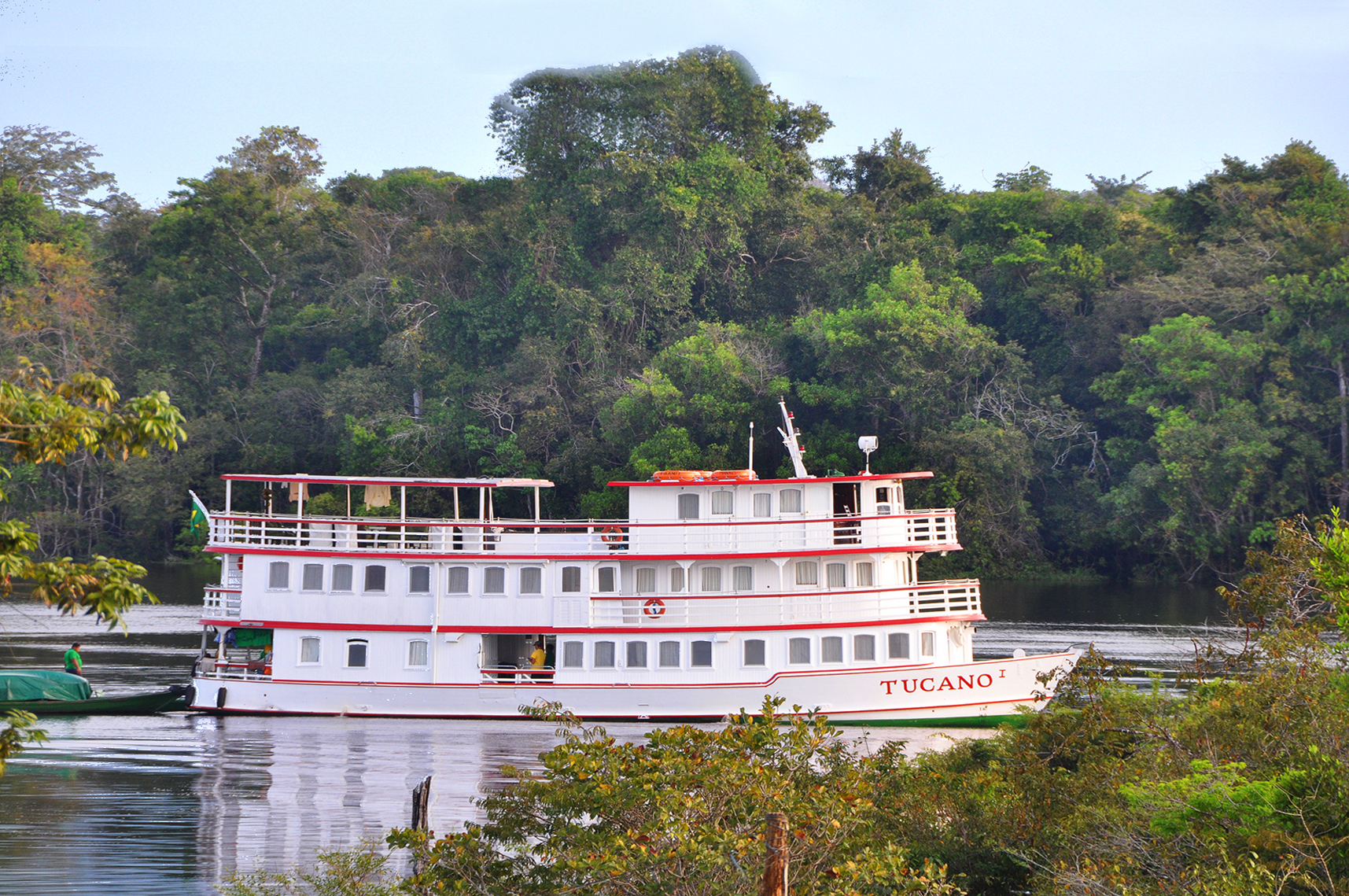 Amazon river expedition on the Tucano